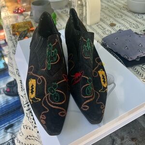 Vintage Southwestern ankle boots